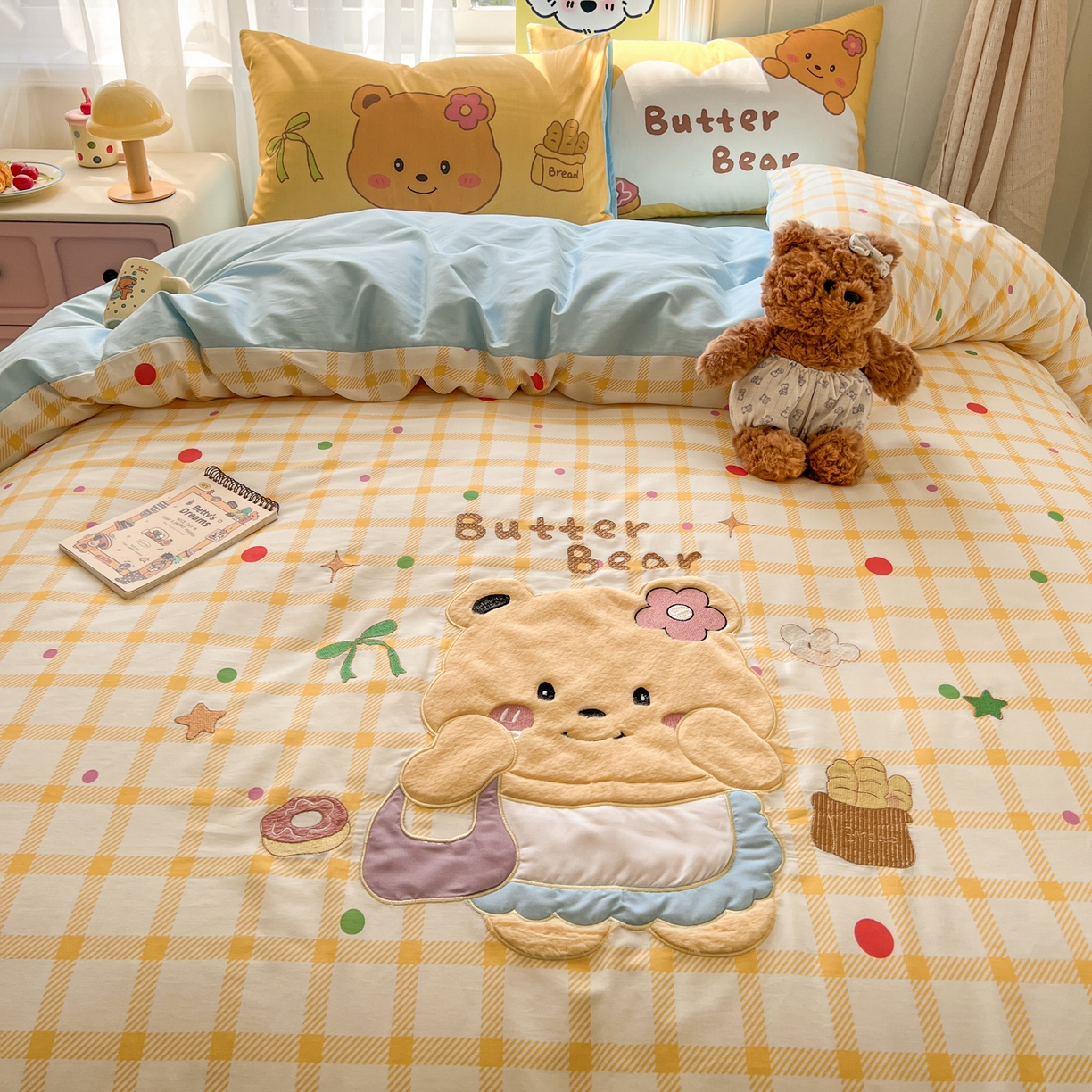 91家纺网 家纺一手货源 找家纺 桃喜 2026新款全棉纯棉贴布绣四件套（会员-5元） 黄格小熊（全棉）