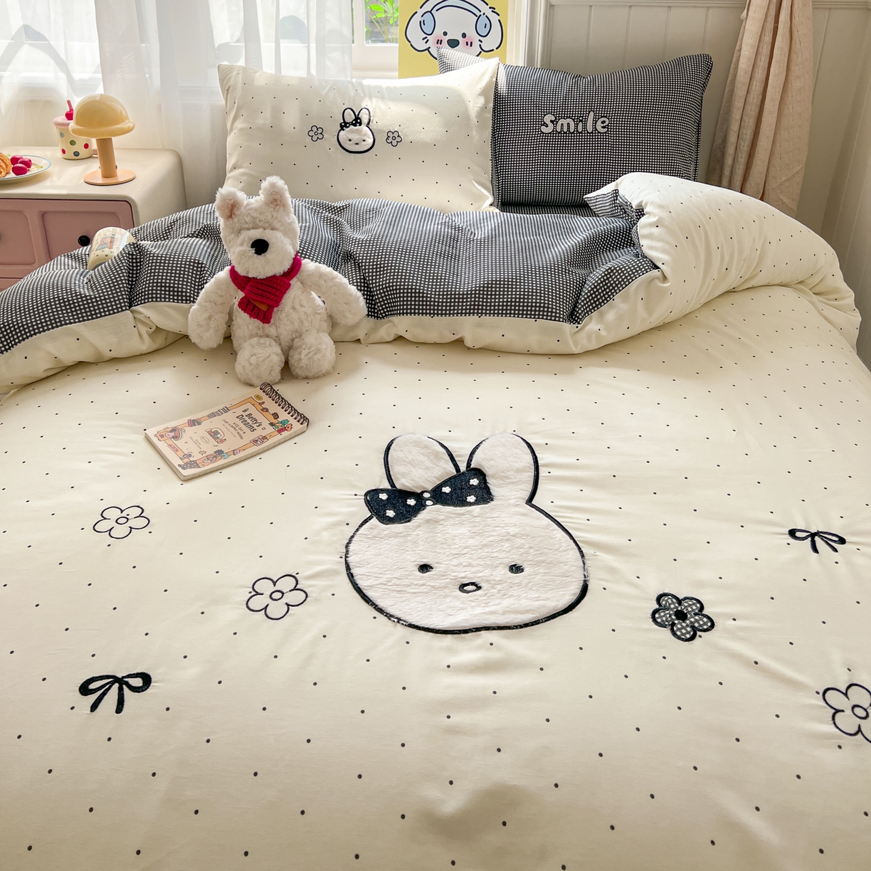 91家纺网 家纺一手货源 找家纺 桃喜 2026新款全棉纯棉贴布绣四件套（会员-5元） 波点兔兔（全棉）
