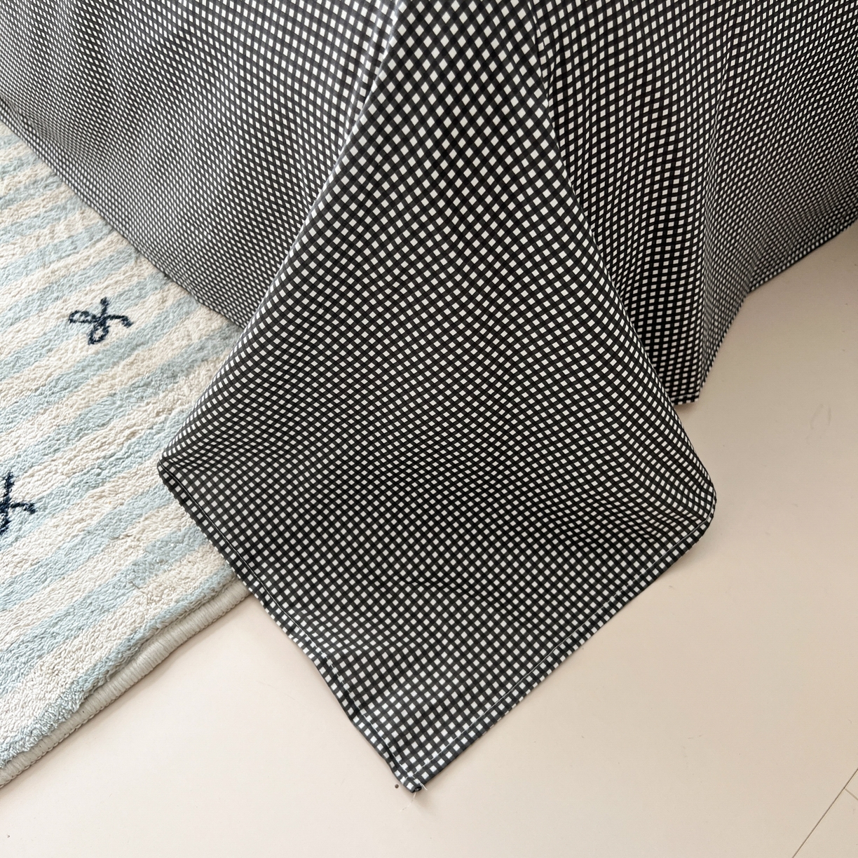 91家纺网 家纺一手货源 找家纺 桃喜 2026新款全棉纯棉贴布绣四件套（会员-5元） 蓝苹果兔兔（全棉）