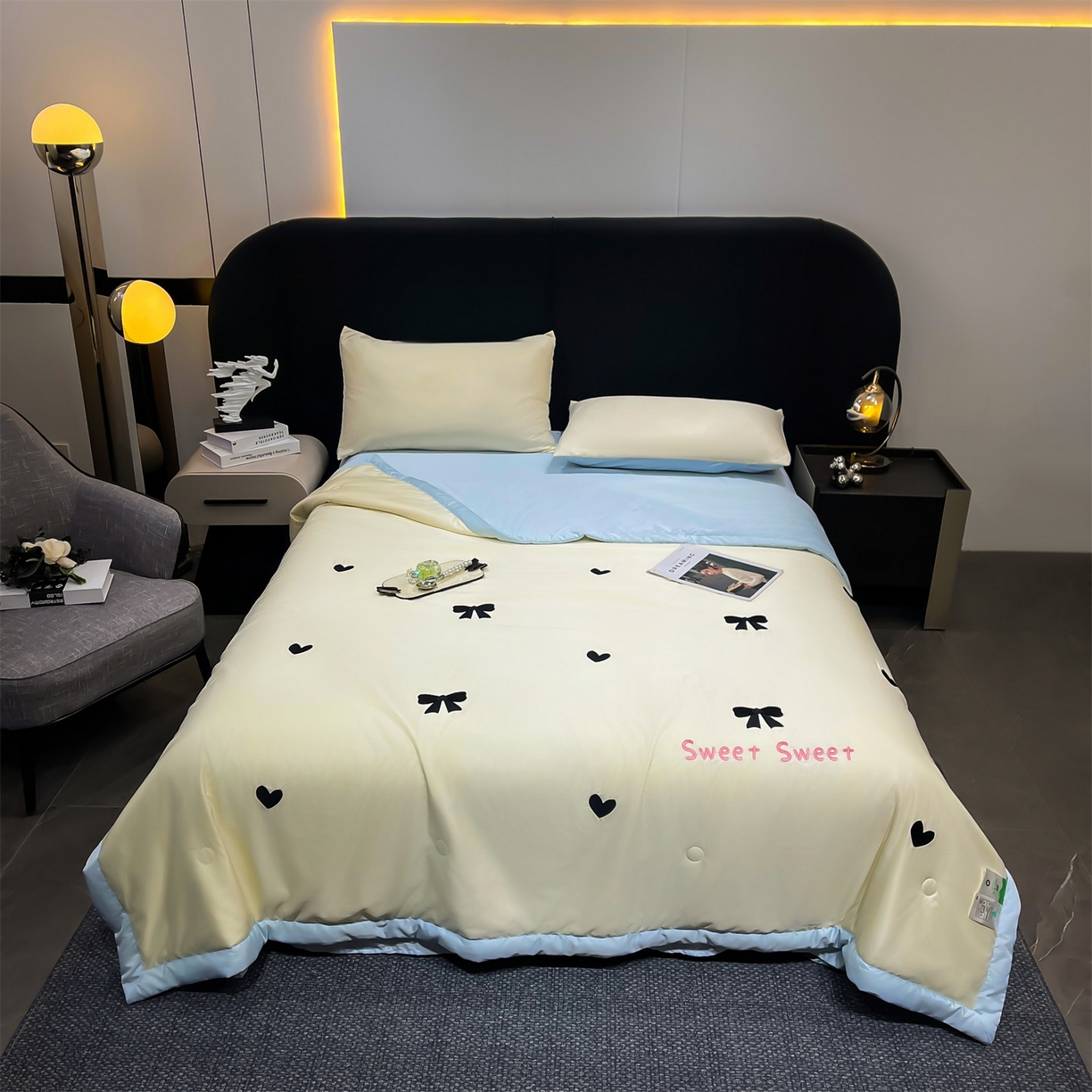 91家纺网 家纺一手货源 找家纺 梵蒂莎 2026新款满绣系列-水洗真丝空调被水洗冰丝夏被四件套夏凉被（需要买家秀，加微信） 爱心蝴蝶结-白蓝