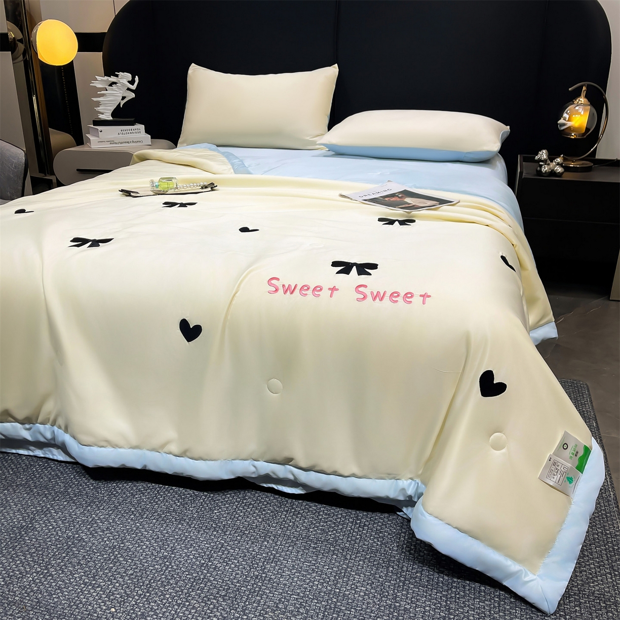 91家纺网 家纺一手货源 找家纺 梵蒂莎 2026新款满绣系列-水洗真丝空调被水洗冰丝夏被四件套夏凉被（需要买家秀，加微信） 爱心蝴蝶结-白蓝