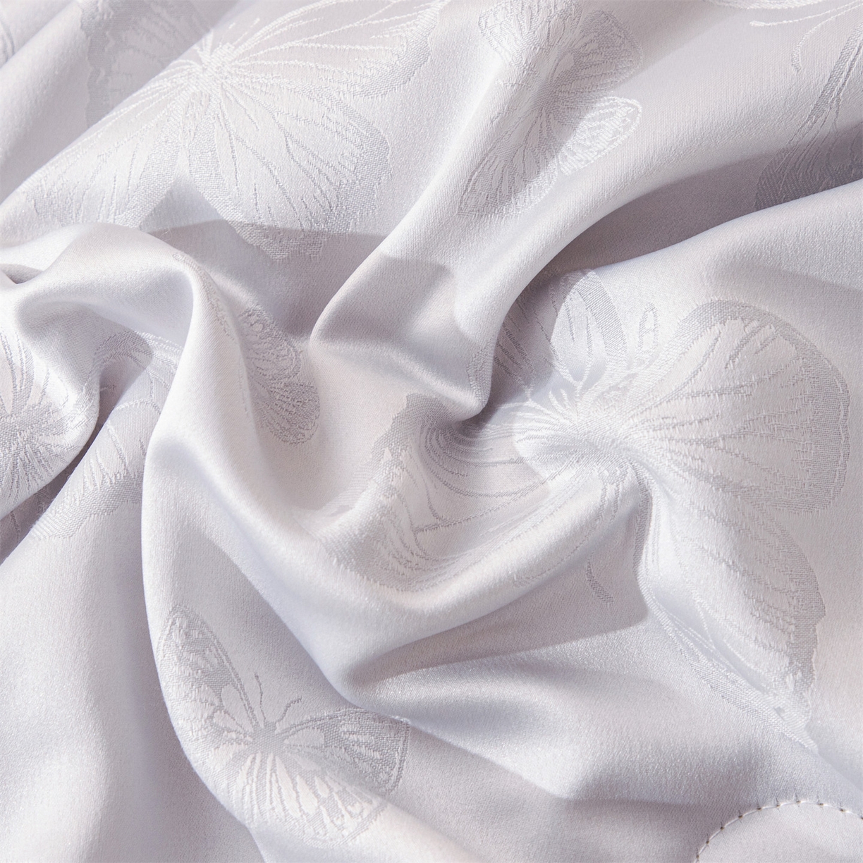 91家纺网 家纺一手货源 找家纺 小禹仔家纺 2026新款二合一拉链款蚕蛹蛋白子母被冬被春秋被夏被被子被芯加厚棉被-蝶梦系列 蝴蝶-灰