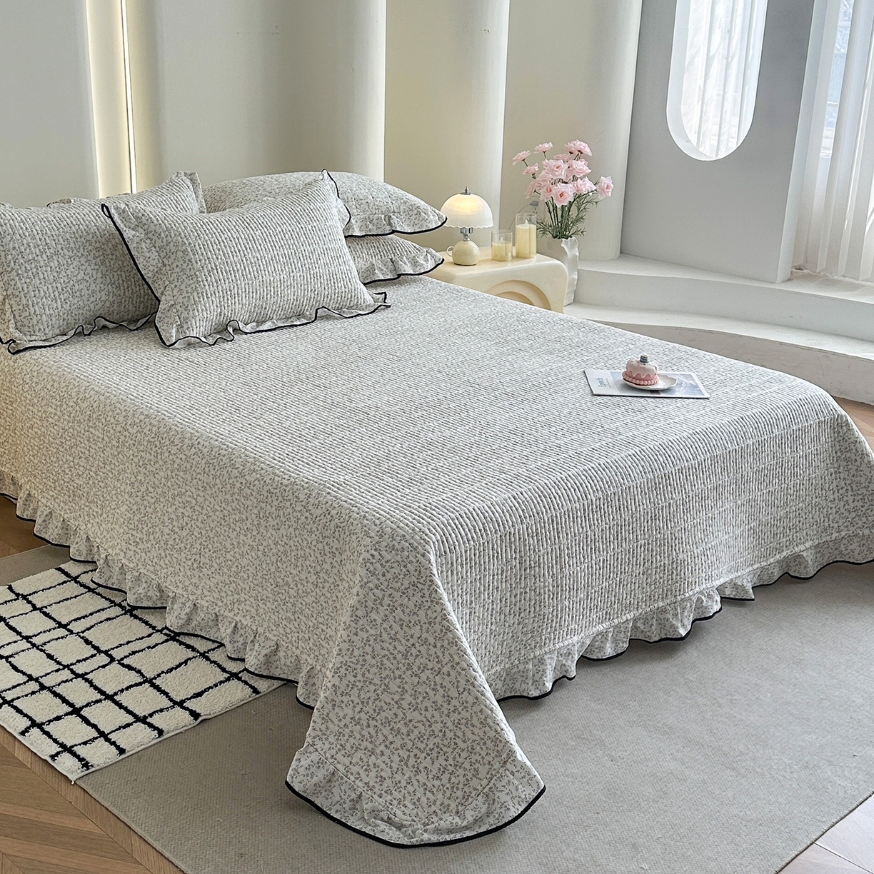 91家纺网 家纺一手货源 找家纺 幸嘉轩 2026新款双层纱花边床盖单件加厚夹棉云感皱皱纱花边款床单三件套 莫奈-紫