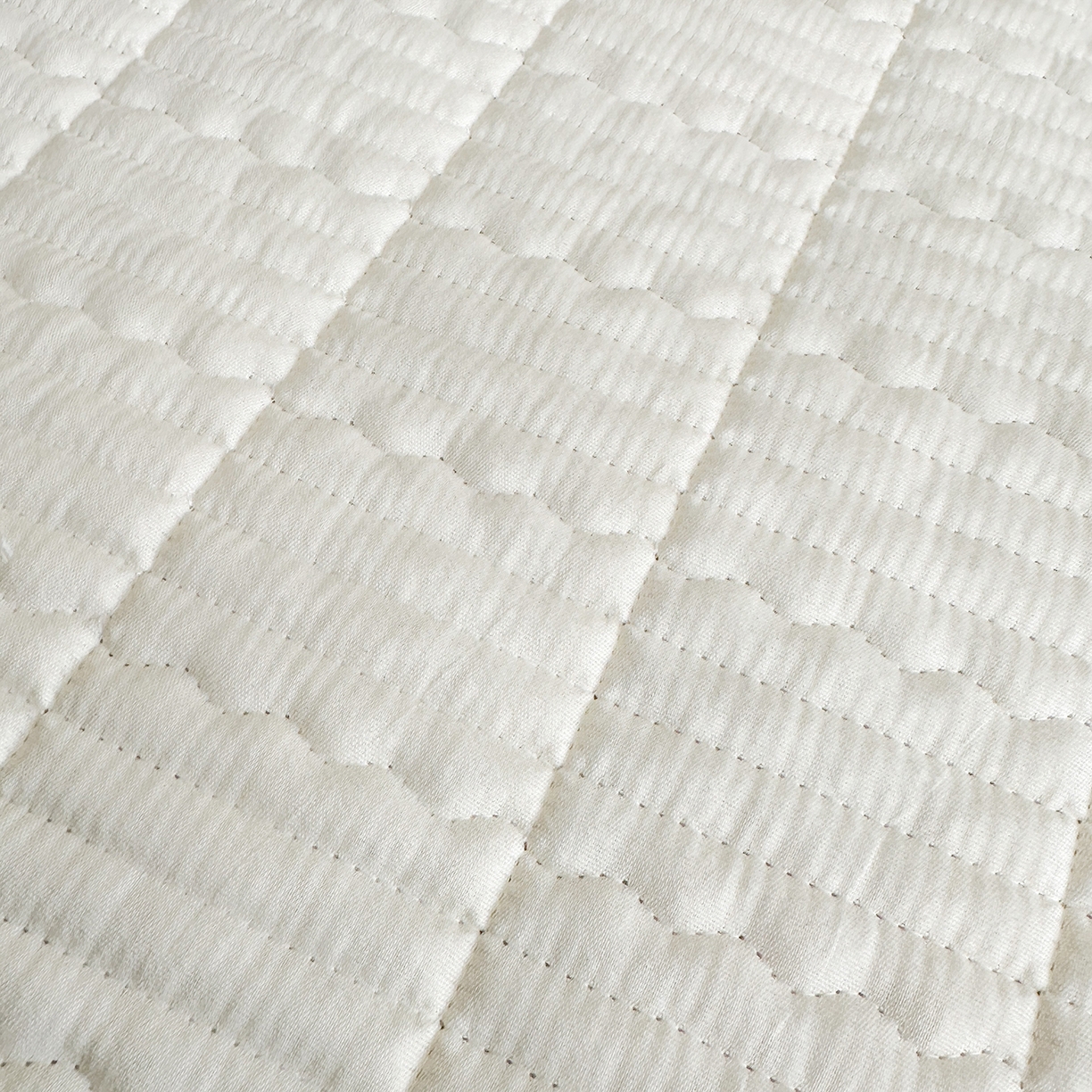 91家纺网 家纺一手货源 找家纺 幸嘉轩 2026新款双层纱花边床盖单件加厚夹棉云感皱皱纱花边款床单三件套 豆蔻年华-紫