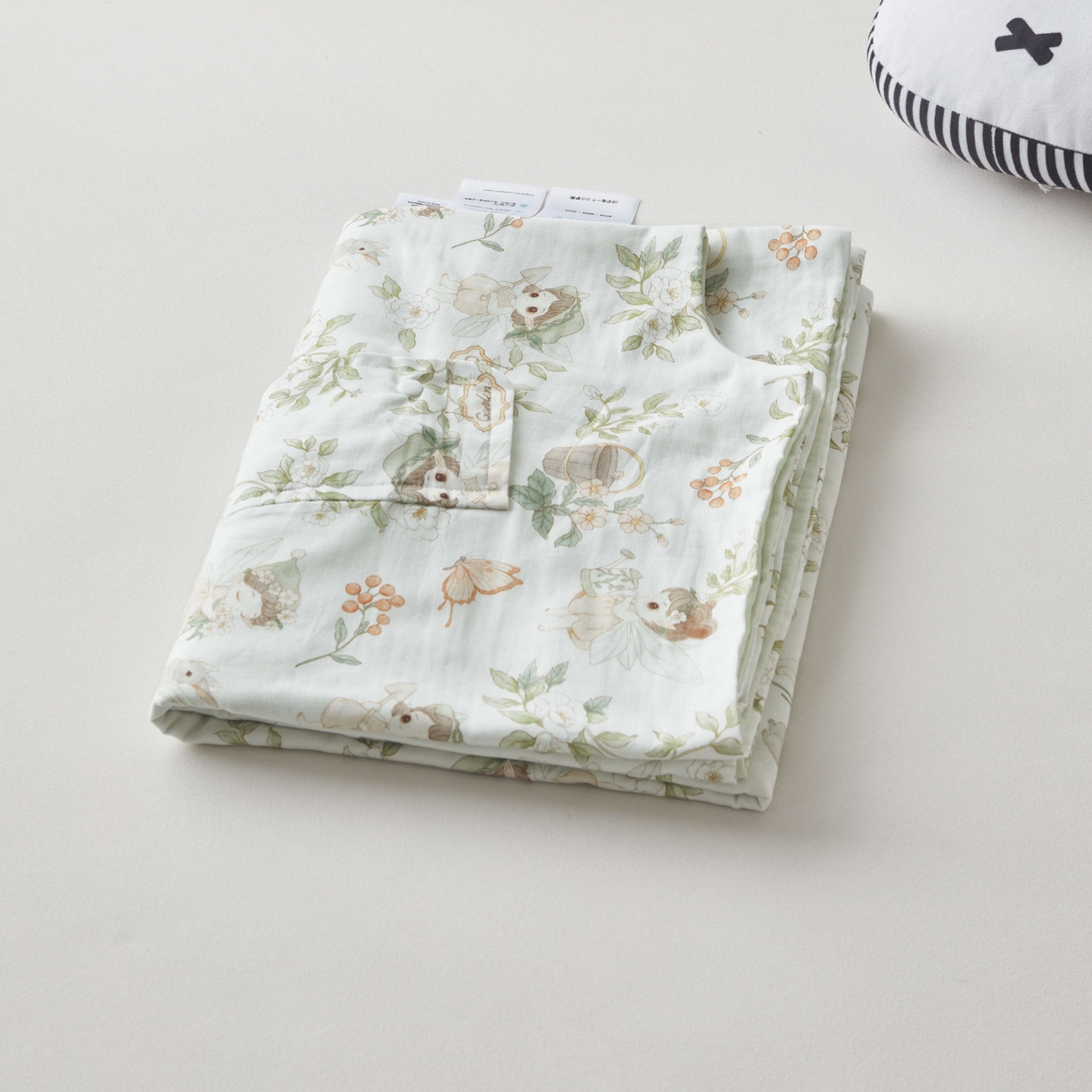 91家纺网 家纺一手货源 找家纺 （总）荷马之梦 2026新款全棉纯棉纱布印花小版盖毯山茶蚕丝儿童拥抱防踢夏被-拥抱森林