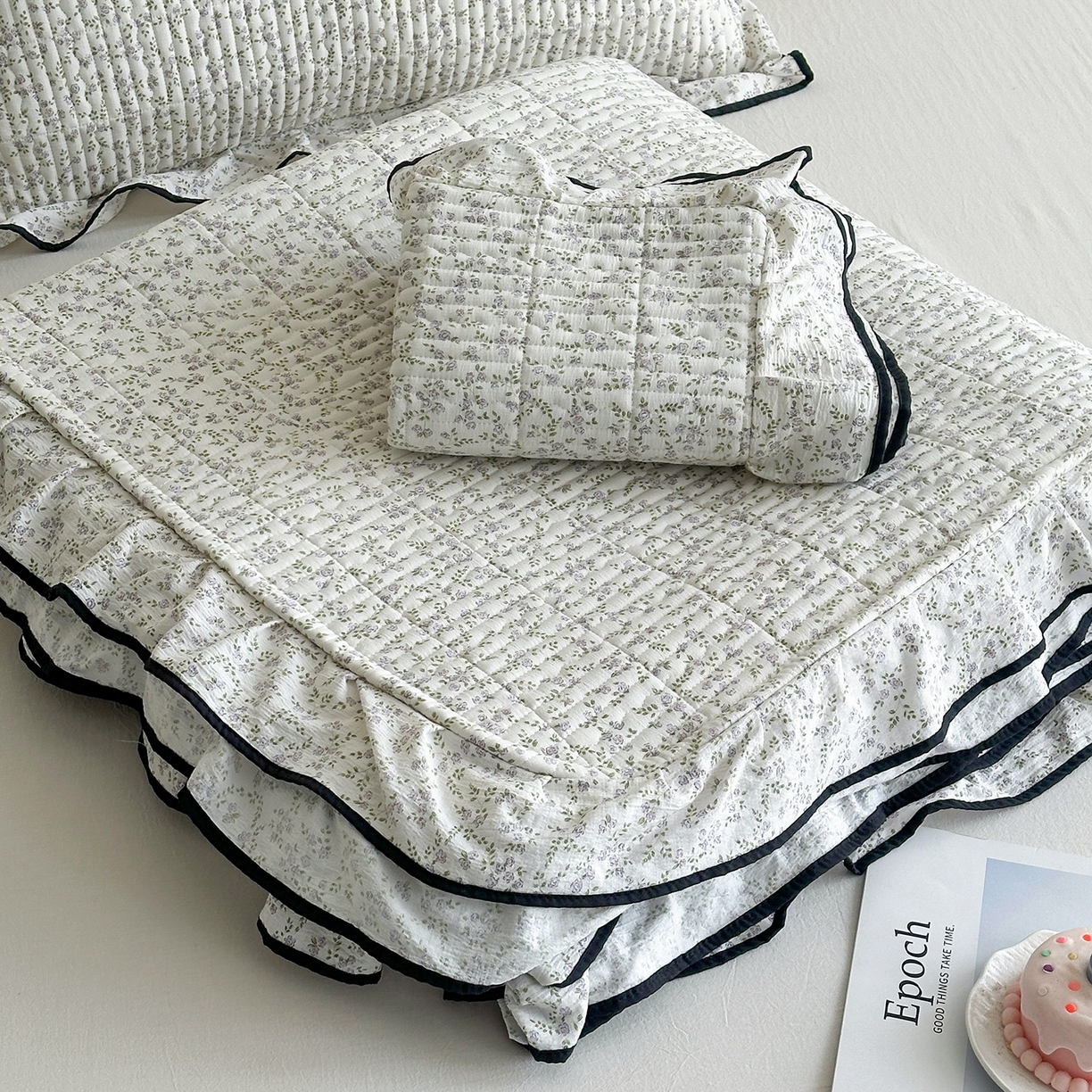 91家纺网 家纺一手货源 找家纺 幸嘉轩 2026新款双层纱花边床盖单件加厚夹棉云感皱皱纱花边款床单三件套 莫奈-紫