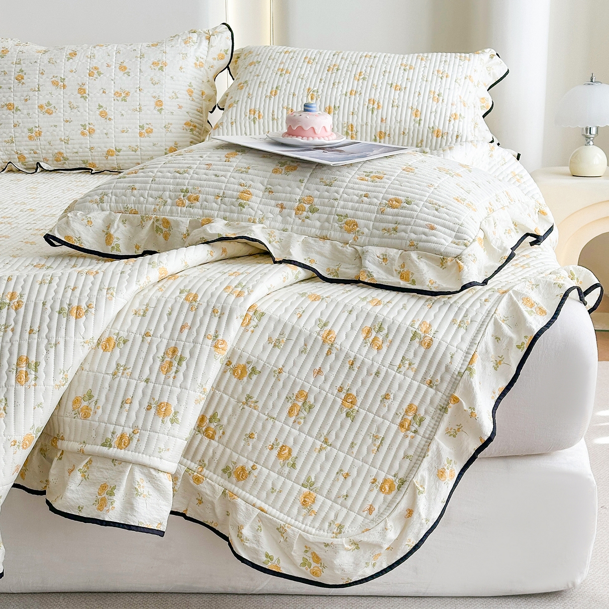 91家纺网 家纺一手货源 找家纺 （总）幸嘉轩 2026新款双层纱花边床盖单件加厚夹棉云感皱皱纱花边款床单三件套