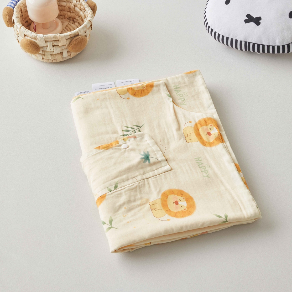 91家纺网 家纺一手货源 找家纺 （总）荷马之梦 2026新款全棉纯棉纱布印花小版盖毯山茶蚕丝儿童拥抱防踢夏被-拥抱森林