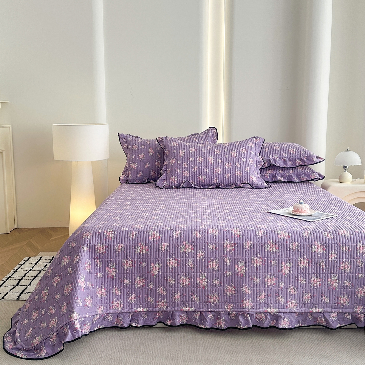 91家纺网 家纺一手货源 找家纺 幸嘉轩 2026新款双层纱花边床盖单件加厚夹棉云感皱皱纱花边款床单三件套 豆蔻年华-紫