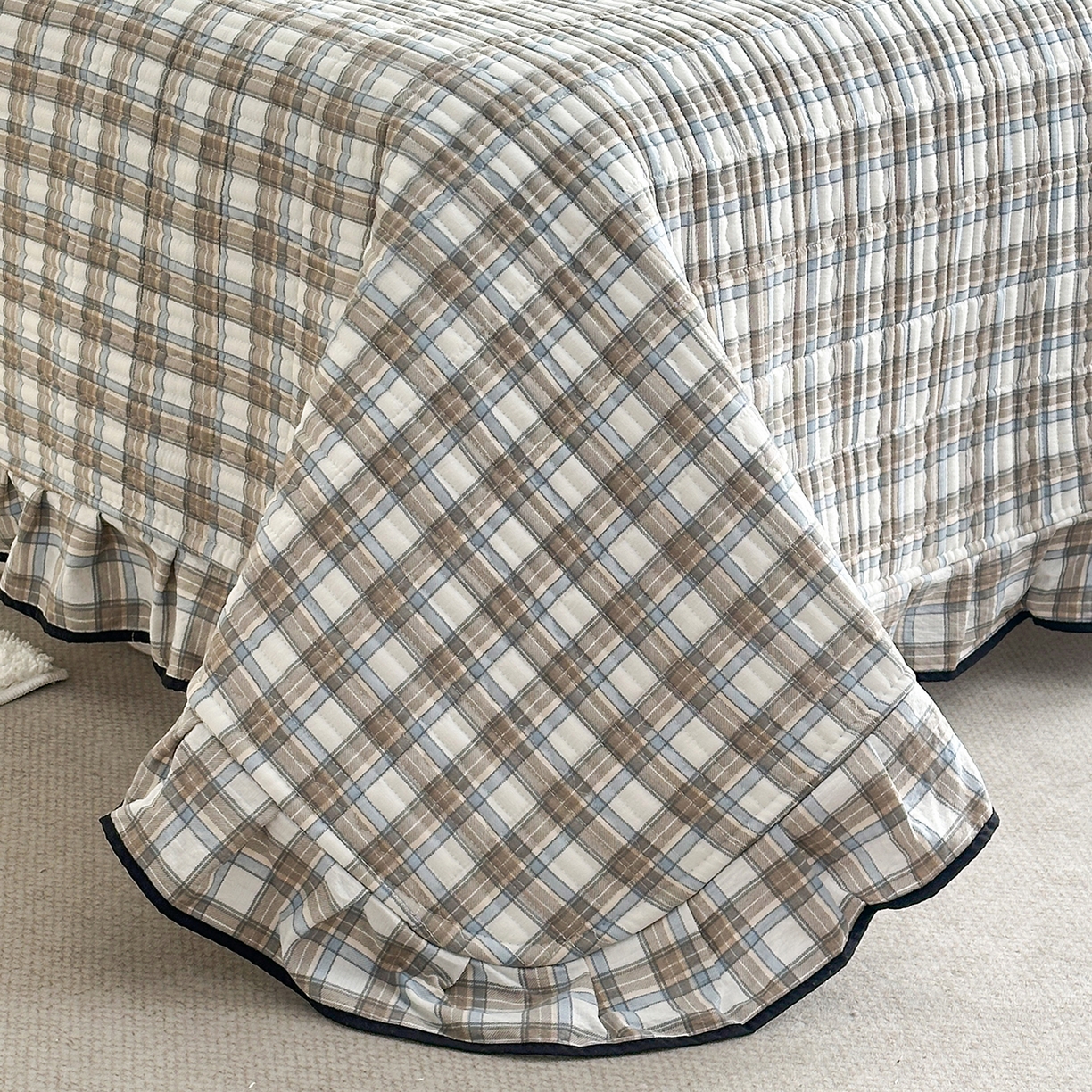 91家纺网 家纺一手货源 找家纺 幸嘉轩 2026新款双层纱花边床盖单件加厚夹棉云感皱皱纱花边款床单三件套 北野