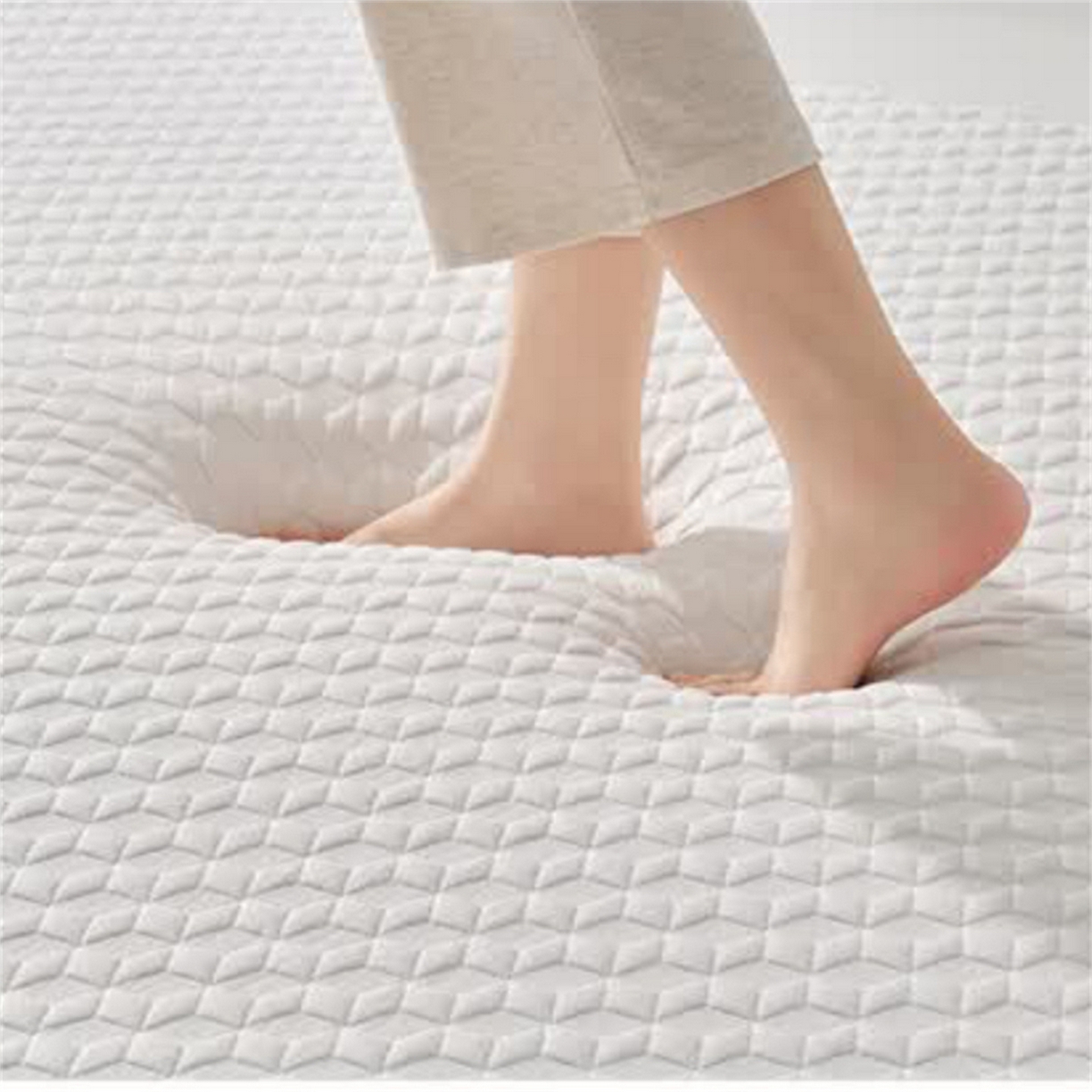 91家纺网 家纺一手货源 找家纺 （总）天之爱 2026新款聚氨酯空气感薄垫星球同款记忆棉床垫垫子