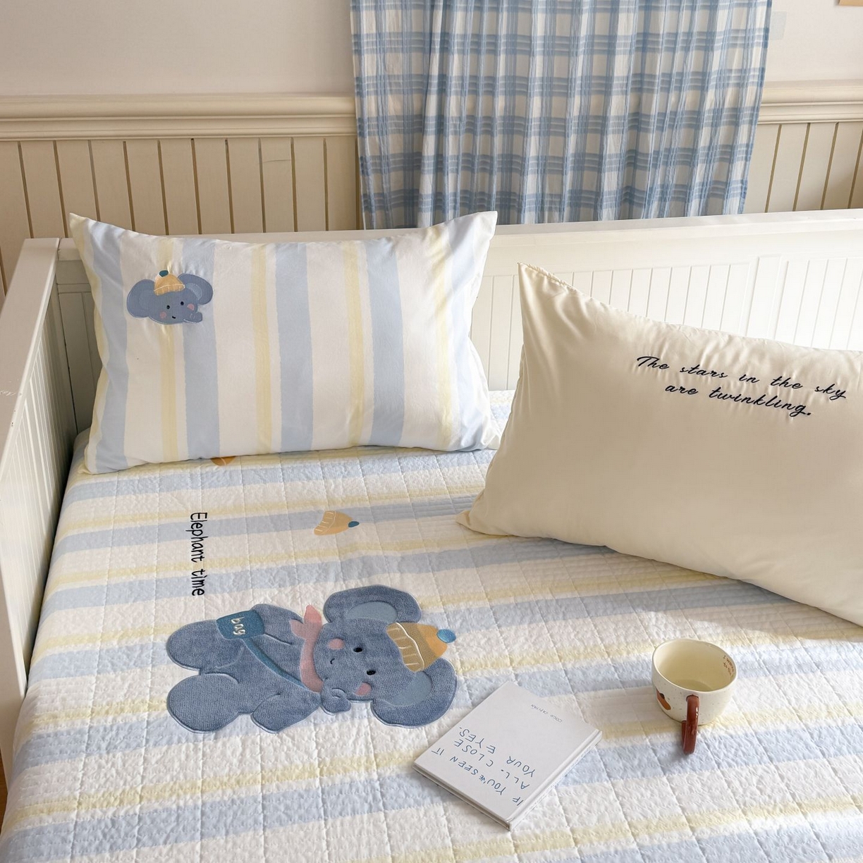 91家纺网 家纺一手货源 找家纺 吾欢心 2026新款贴布绣水洗棉床盖款夏被四件套 夏凉被空调被 萌萌小象