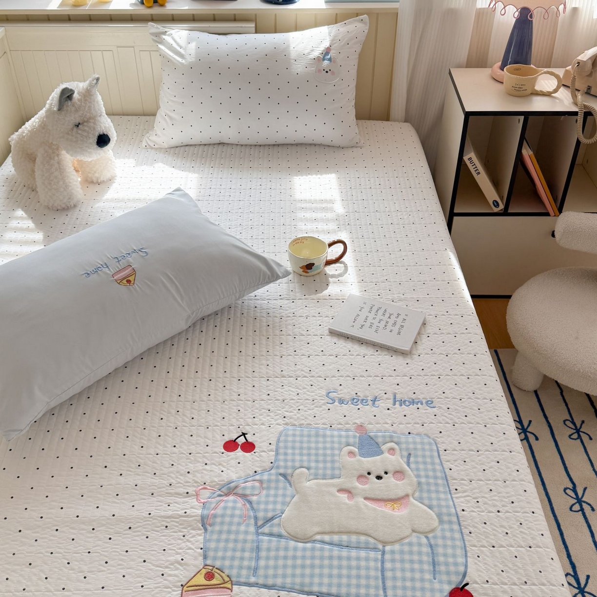 91家纺网 家纺一手货源 找家纺 吾欢心 2026新款贴布绣水洗棉床盖款夏被四件套 夏凉被空调被 沙发狗