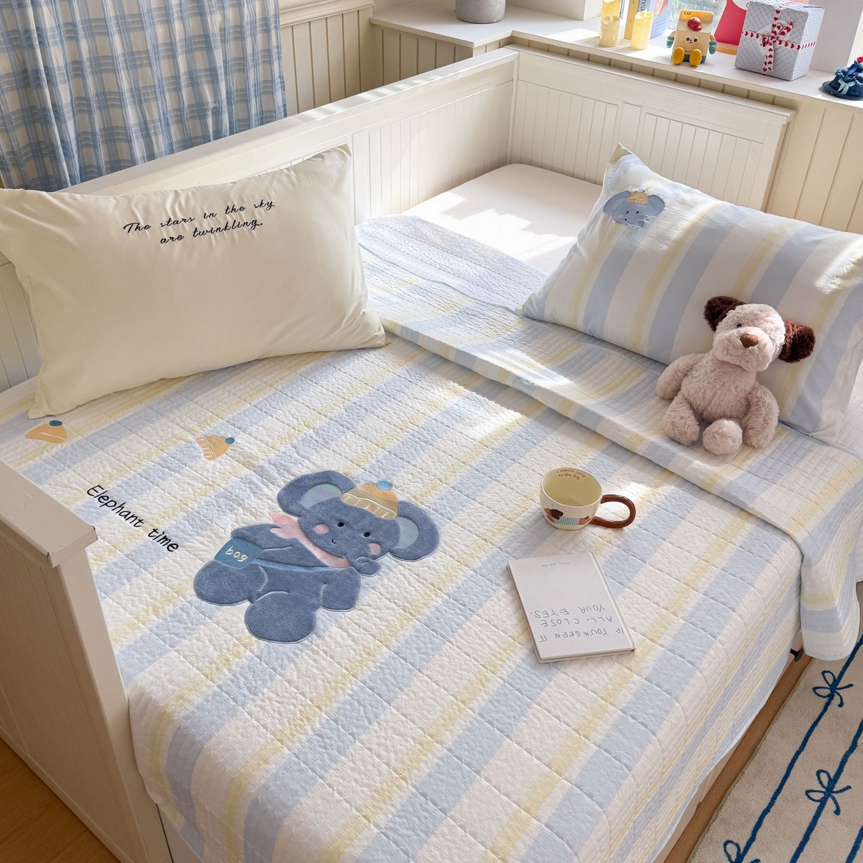 91家纺网 家纺一手货源 找家纺 吾欢心 2026新款贴布绣水洗棉床盖款夏被四件套 夏凉被空调被 萌萌小象