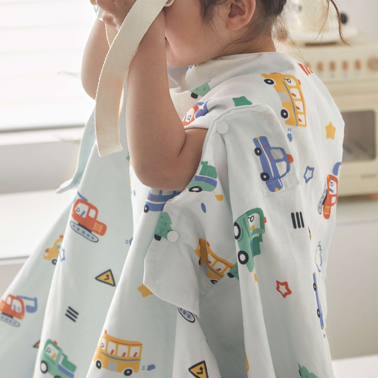 91家纺网 家纺一手货源 找家纺 荷马之梦 2026新款全棉纯棉纱布印花小版盖毯山茶蚕丝儿童拥抱防踢夏被-拥抱森林 滴滴汽车