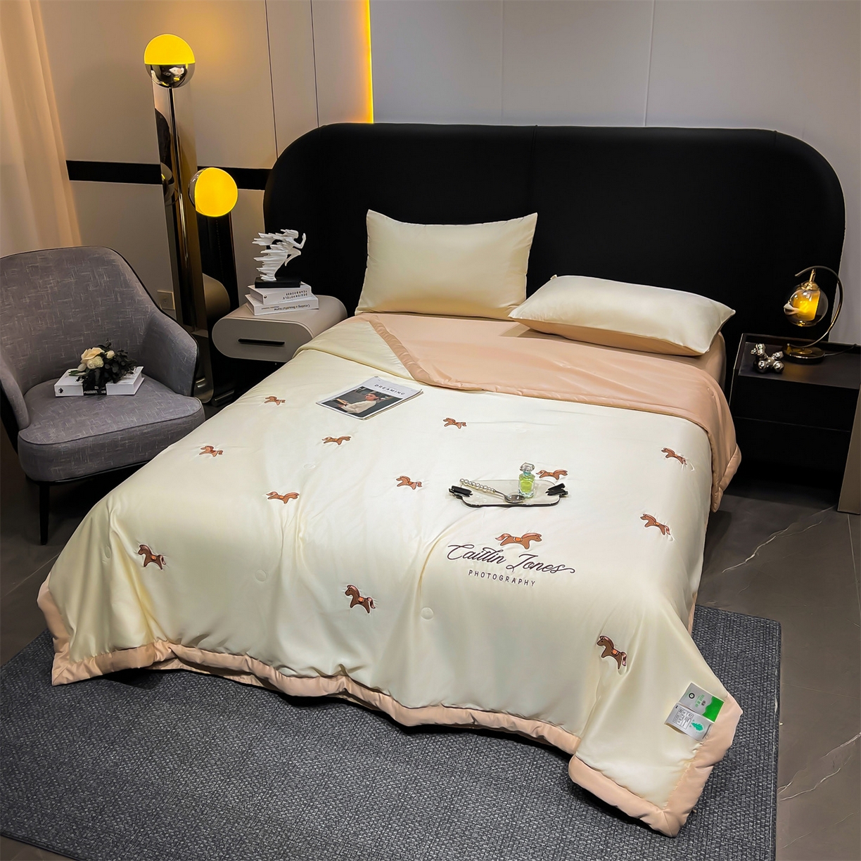 91家纺网 家纺一手货源 找家纺 梵蒂莎 2026新款满绣系列-水洗真丝空调被水洗冰丝夏被四件套夏凉被（需要买家秀，加微信） 小马-白香槟