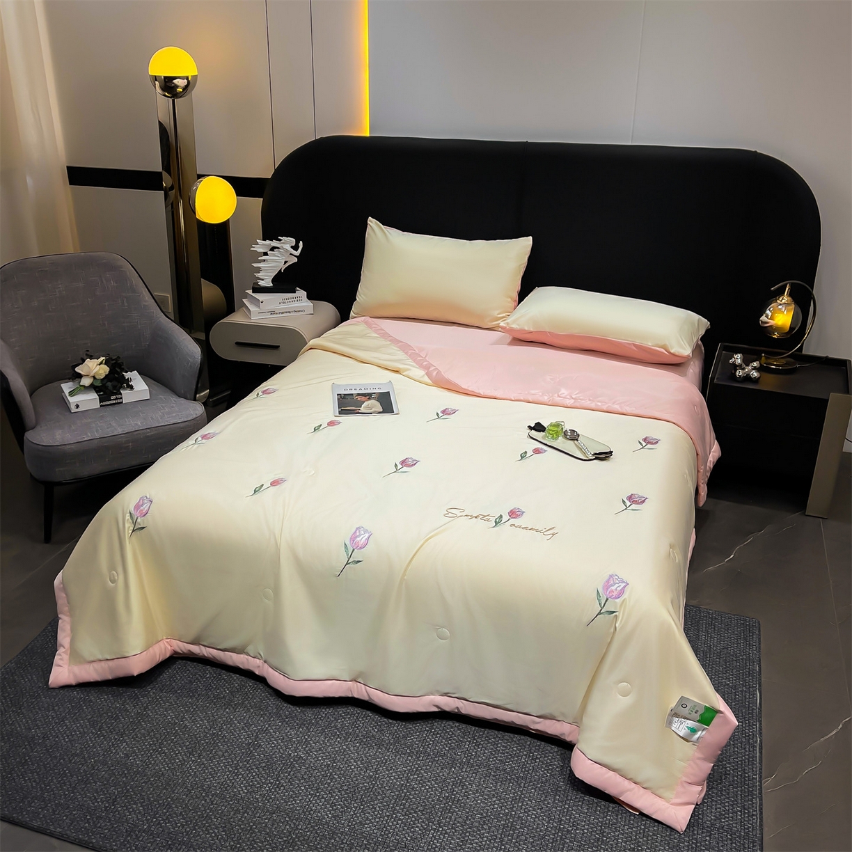 91家纺网 家纺一手货源 找家纺 梵蒂莎 2026新款满绣系列-水洗真丝空调被水洗冰丝夏被四件套夏凉被（需要买家秀，加微信） 郁金香-白粉