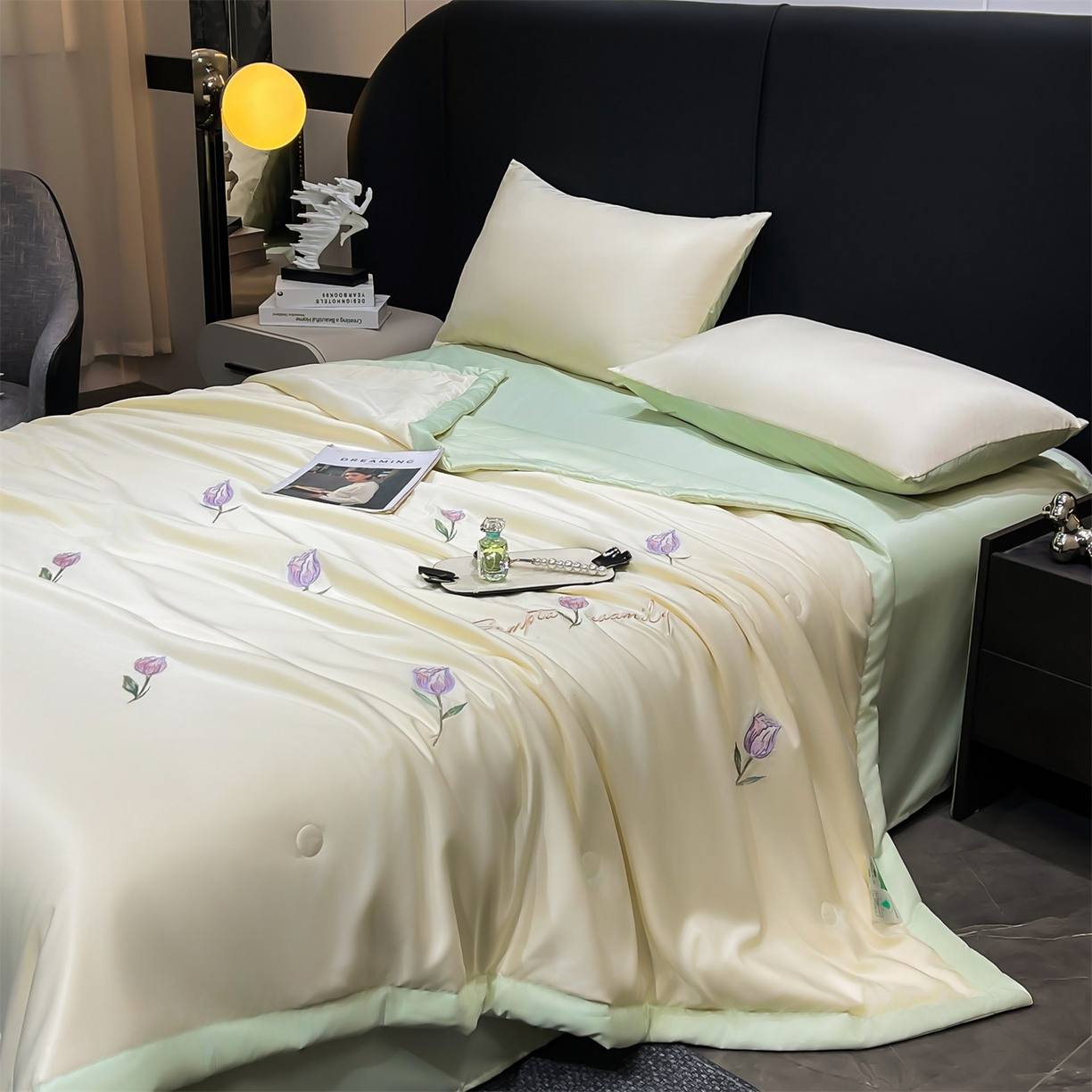 91家纺网 家纺一手货源 找家纺 梵蒂莎 2026新款满绣系列-水洗真丝空调被水洗冰丝夏被四件套夏凉被（需要买家秀，加微信） 郁金香-白绿