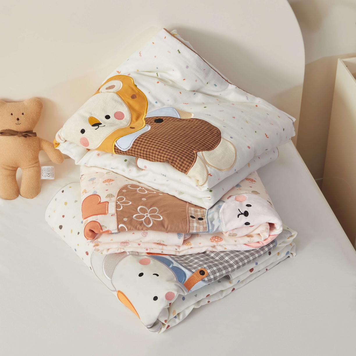 91家纺网 家纺一手货源 找家纺 （总）荷马之梦 2025新款A类针织棉数码印花卡通手绘豆豆绒儿童被芯春秋被冬被-安睡系列