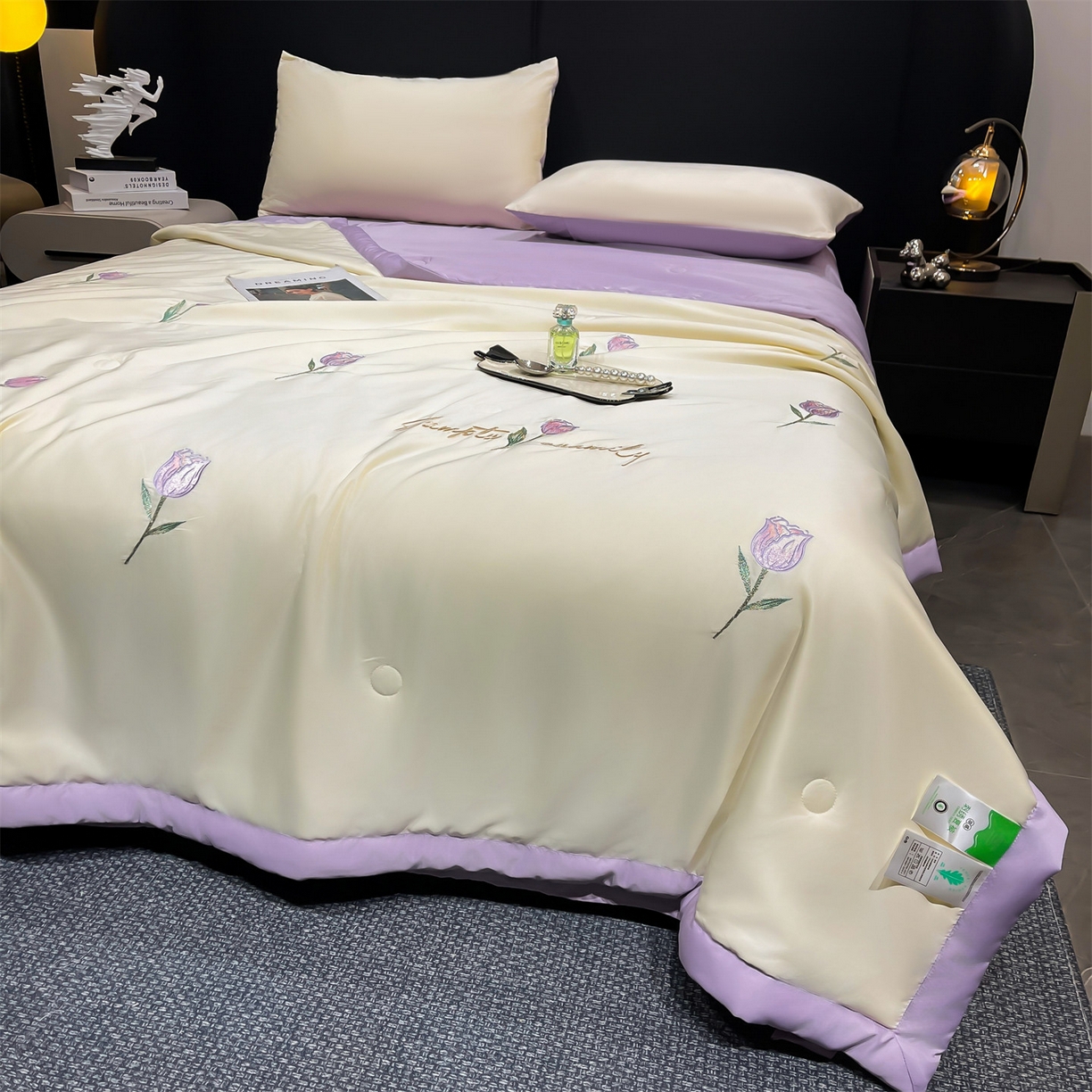 91家纺网 家纺一手货源 找家纺 梵蒂莎 2026新款满绣系列-水洗真丝空调被水洗冰丝夏被四件套夏凉被（需要买家秀，加微信） 郁金香-白紫