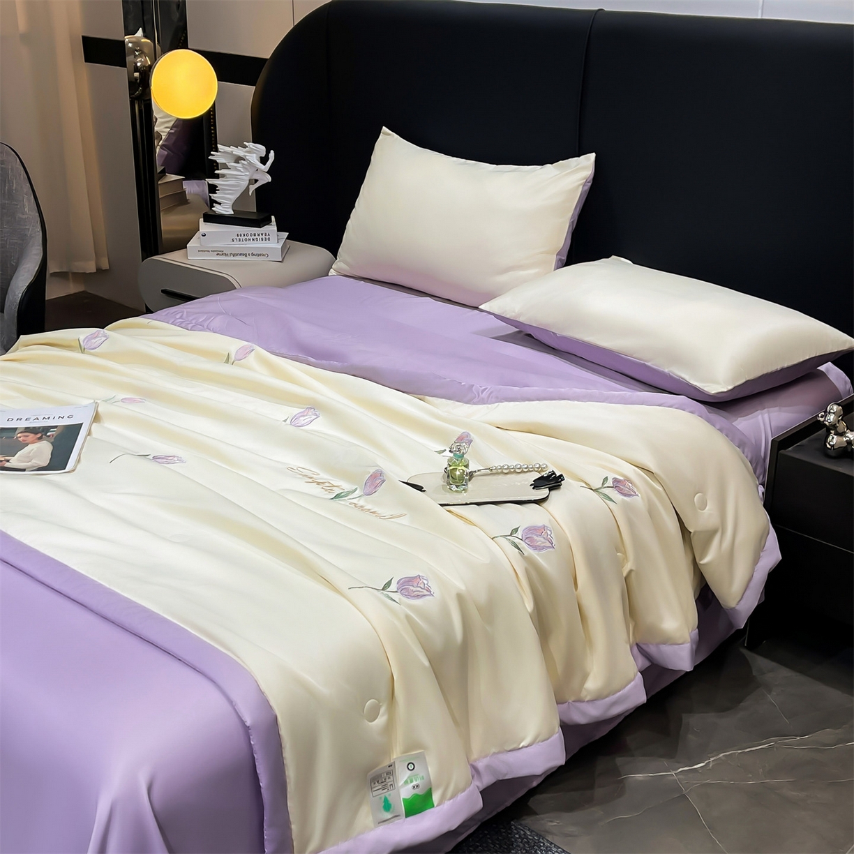 91家纺网 家纺一手货源 找家纺 梵蒂莎 2026新款满绣系列-水洗真丝空调被水洗冰丝夏被四件套夏凉被（需要买家秀，加微信） 郁金香-白紫