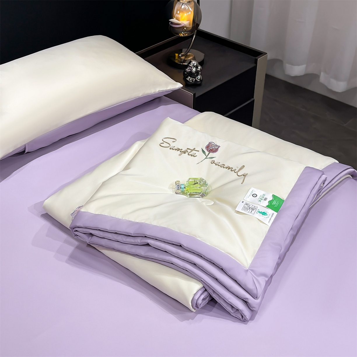 91家纺网 家纺一手货源 找家纺 梵蒂莎 2026新款满绣系列-水洗真丝空调被水洗冰丝夏被四件套夏凉被（需要买家秀，加微信） 郁金香-白紫