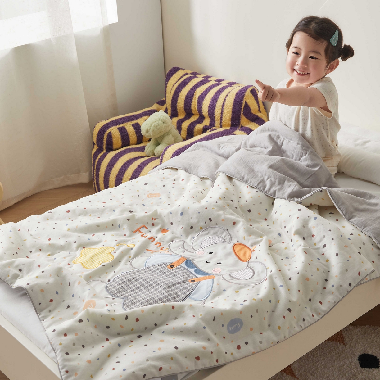 91家纺网 家纺一手货源 找家纺 荷马之梦 2026新款全棉纯棉双层纱印花贴布绣卡通山茶蚕丝儿童夏被-轻芯系列 趣味小象