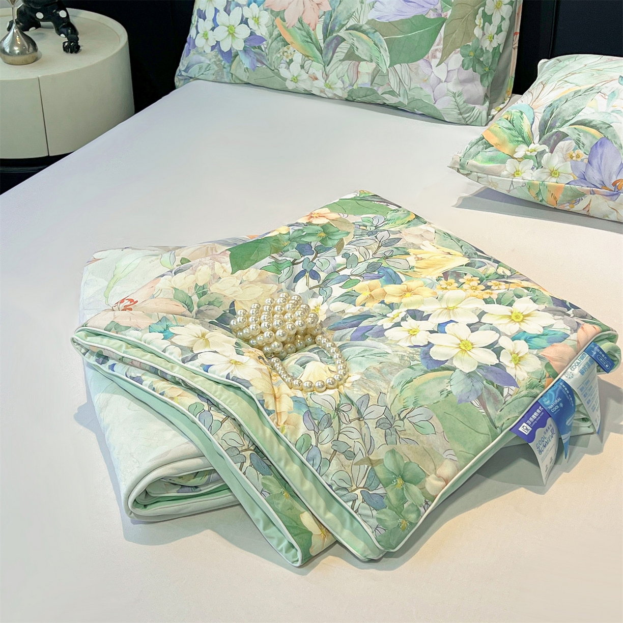 91家纺网 家纺一手货源 找家纺 小禹仔家纺 2026新款氨纶凉感印花夏被 夏瑶绿