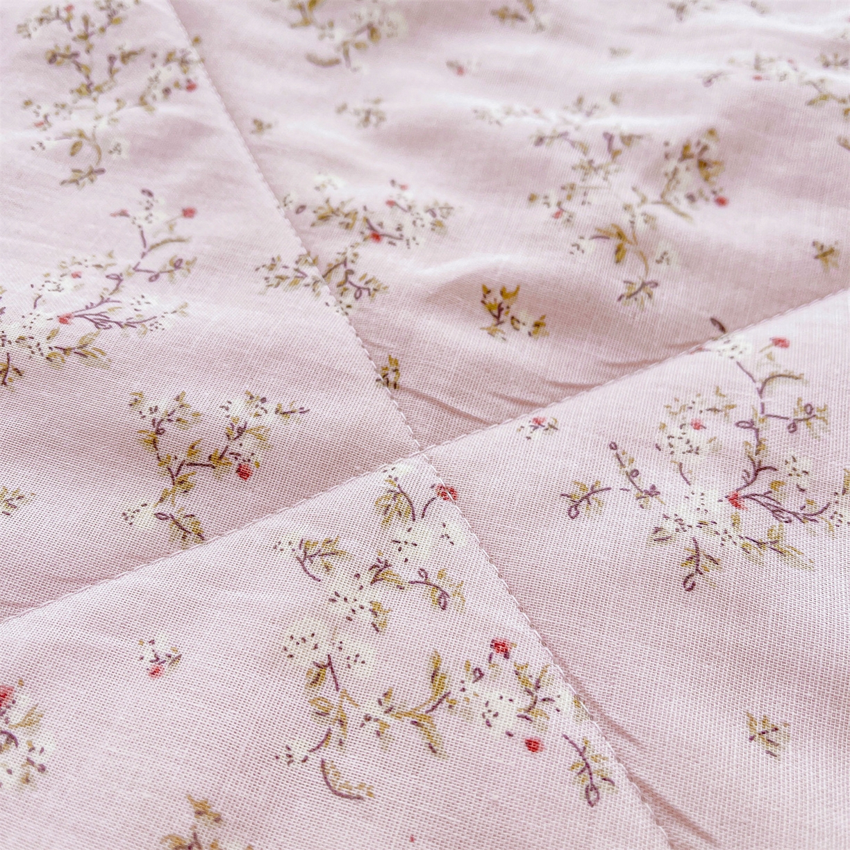 91家纺网 家纺一手货源 找家纺 梵蒂莎 2026新款全棉双层纱夏被四件套100%棉花夏凉被里外纯棉被子被芯（需要买家秀，加微信） 粉枝蔓