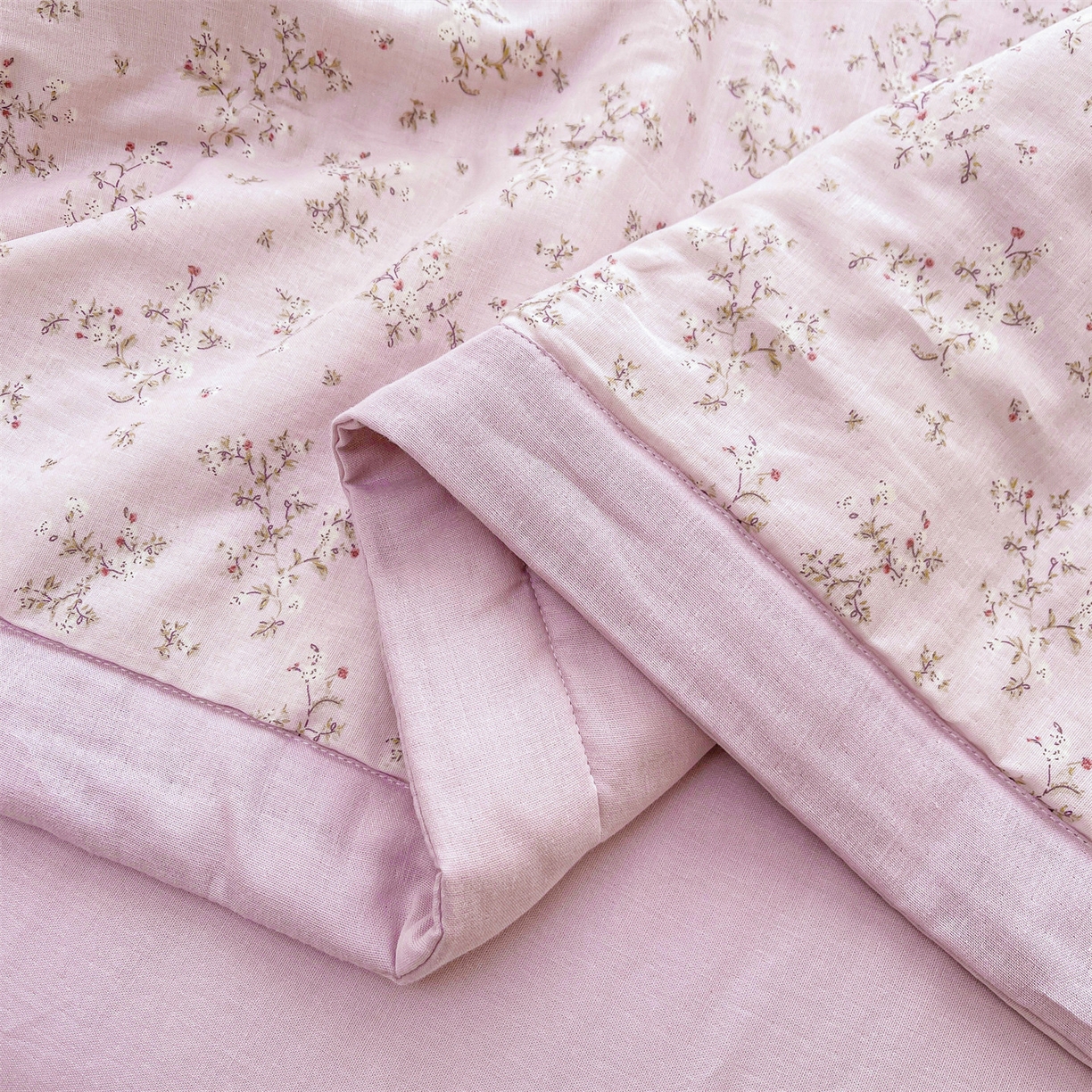 91家纺网 家纺一手货源 找家纺 梵蒂莎 2026新款全棉双层纱夏被四件套100%棉花夏凉被里外纯棉被子被芯（需要买家秀，加微信） 粉枝蔓