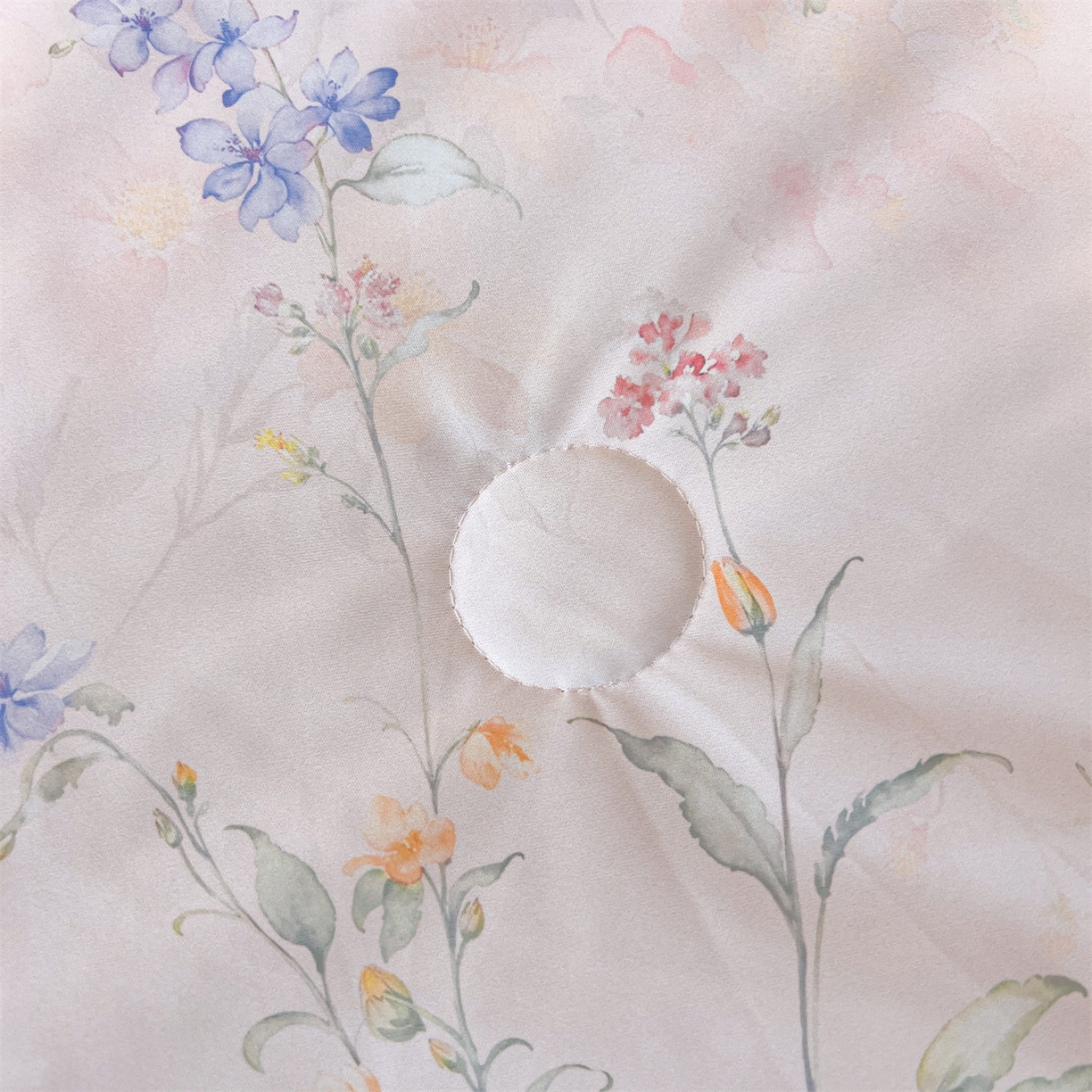 91家纺网 家纺一手货源 找家纺 小禹仔家纺 2026新款氨纶凉感印花夏被 风荷举