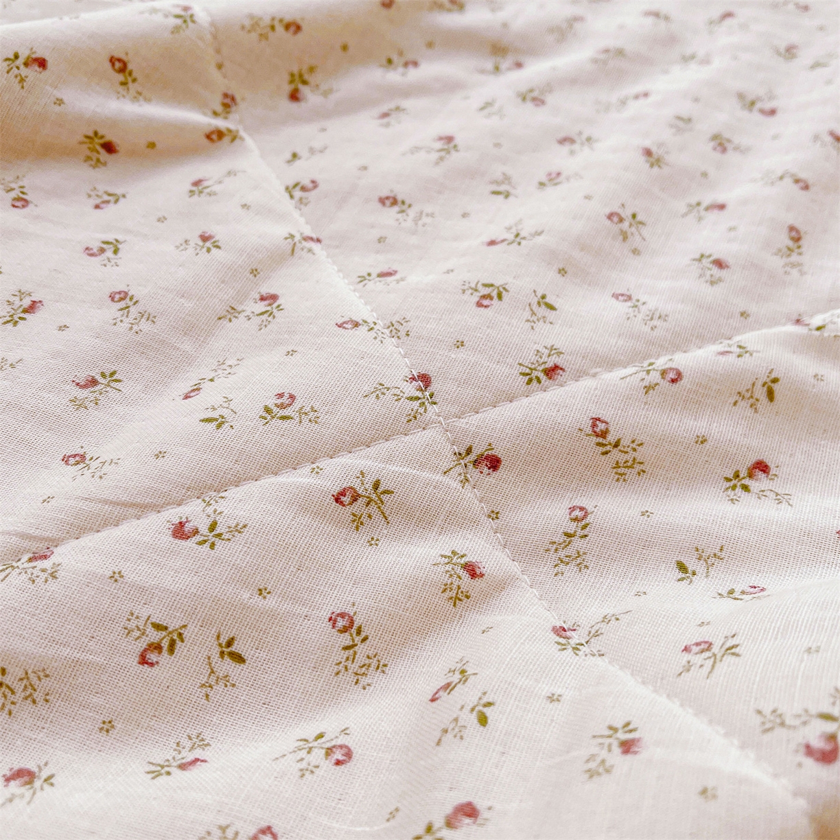 91家纺网 家纺一手货源 找家纺 梵蒂莎 2026新款全棉双层纱夏被四件套100%棉花夏凉被里外纯棉被子被芯（需要买家秀，加微信） 南岛日记