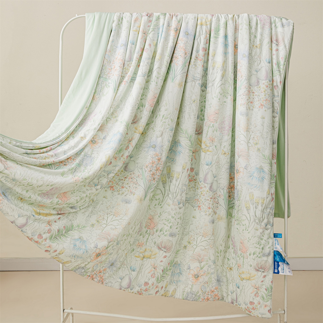 91家纺网 家纺一手货源 找家纺 小禹仔家纺 2026新款氨纶凉感印花夏被 花陌语