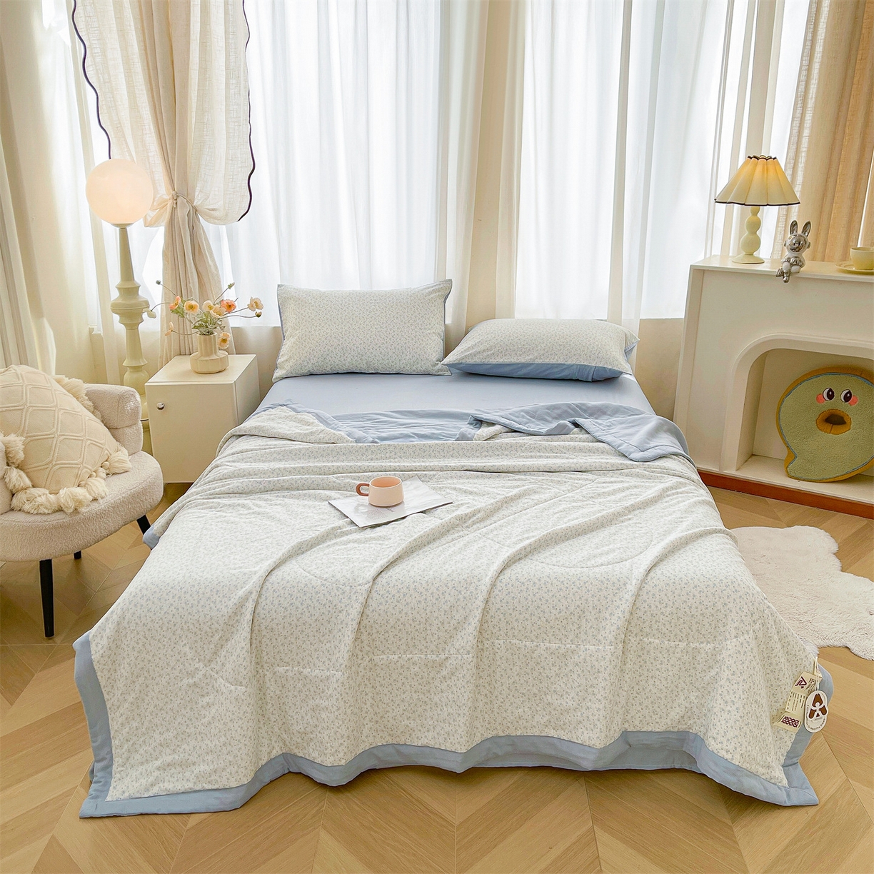 91家纺网 家纺一手货源 找家纺 梵蒂莎 2026新款全棉双层纱夏被四件套100%棉花夏凉被里外纯棉被子被芯（需要买家秀，加微信） 烟花钿-蓝