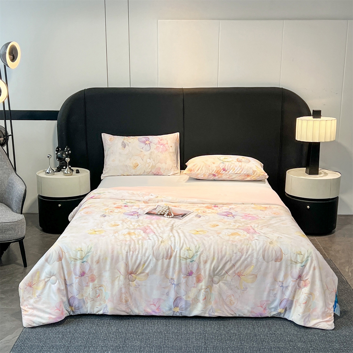 91家纺网 家纺一手货源 找家纺 小禹仔家纺 2026新款氨纶凉感印花夏被 櫻绯雨