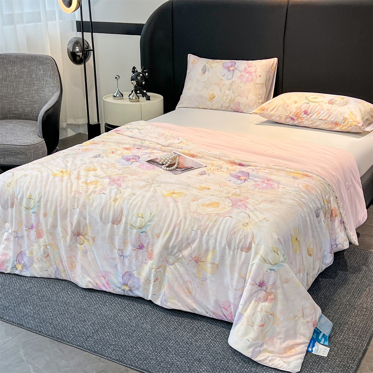 91家纺网 家纺一手货源 找家纺 小禹仔家纺 2026新款氨纶凉感印花夏被 櫻绯雨