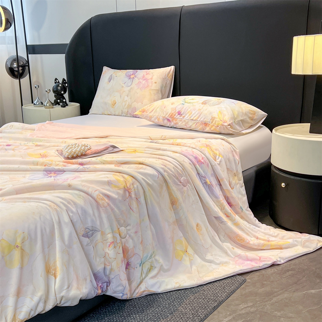 91家纺网 家纺一手货源 找家纺 小禹仔家纺 2026新款氨纶凉感印花夏被 櫻绯雨