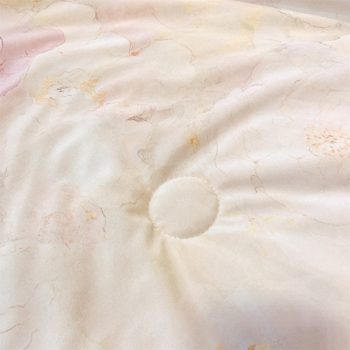 91家纺网 家纺一手货源 找家纺 小禹仔家纺 2026新款氨纶凉感印花夏被 櫻绯雨