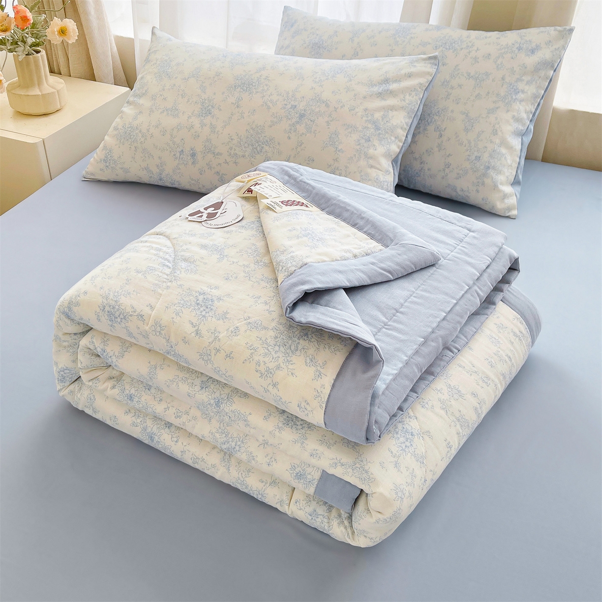 91家纺网 家纺一手货源 找家纺 梵蒂莎 2026新款全棉双层纱夏被四件套100%棉花夏凉被里外纯棉被子被芯（需要买家秀，加微信） 烟霞漫舞-蓝