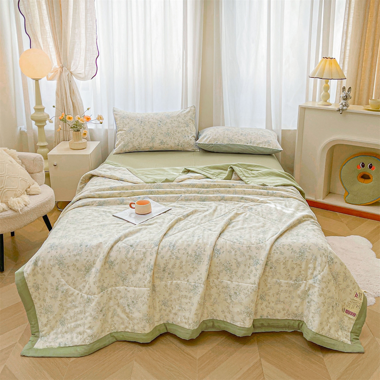 91家纺网 家纺一手货源 找家纺 梵蒂莎 2026新款全棉双层纱夏被四件套100%棉花夏凉被里外纯棉被子被芯（需要买家秀，加微信） 烟霞漫舞-绿