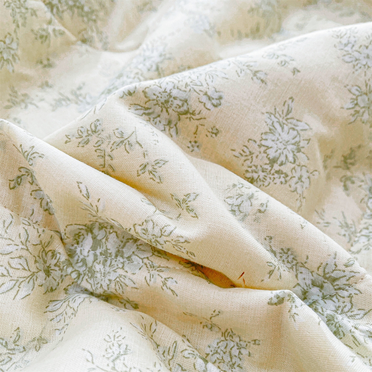 91家纺网 家纺一手货源 找家纺 梵蒂莎 2026新款全棉双层纱夏被四件套100%棉花夏凉被里外纯棉被子被芯（需要买家秀，加微信） 烟霞漫舞-绿