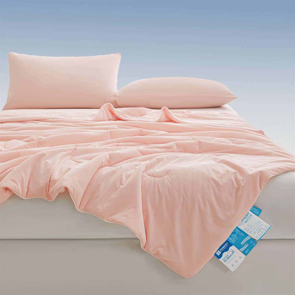 91家纺网 家纺一手货源 找家纺 小禹仔家纺 2026新款氨纶凉感印花夏被 冰感粉