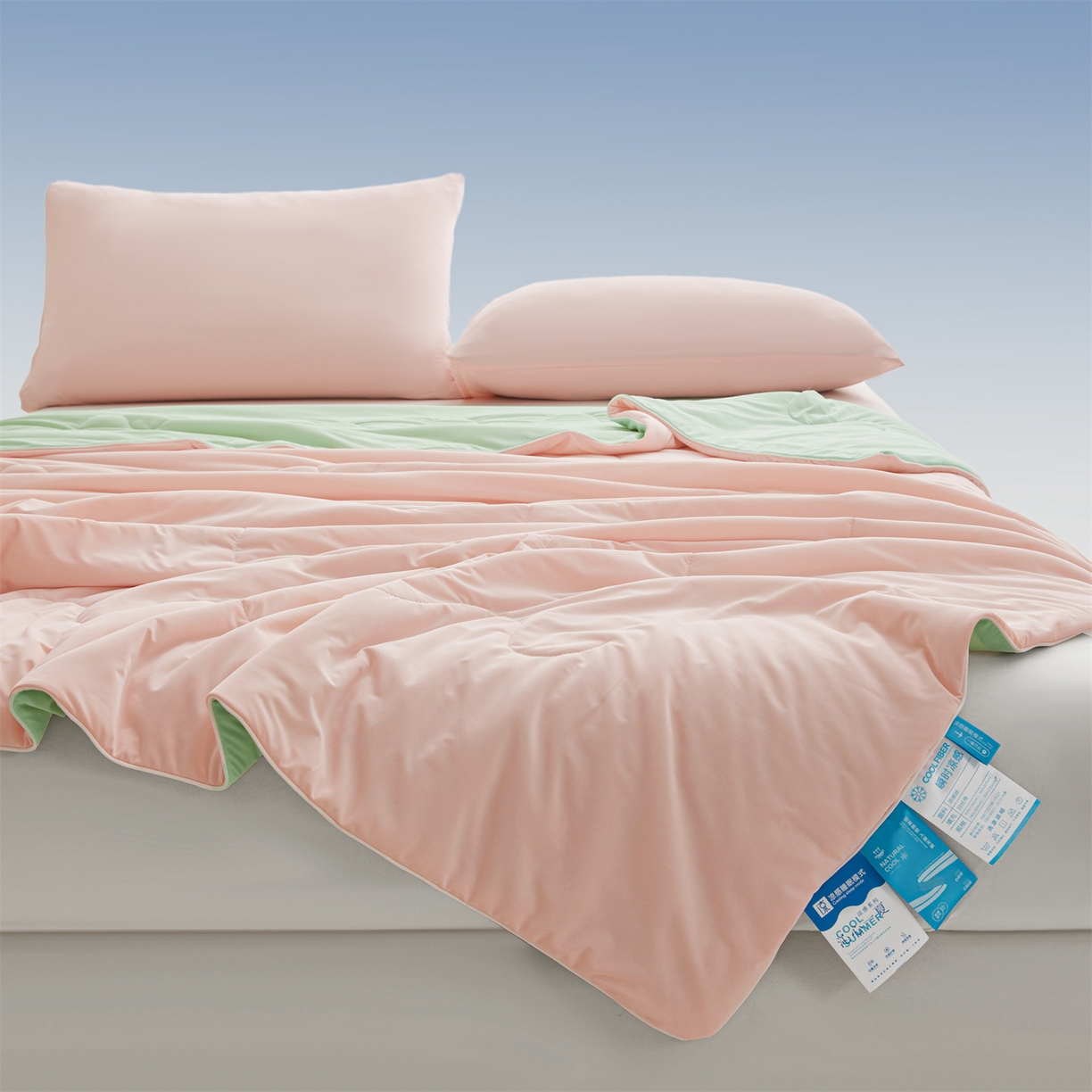 91家纺网 家纺一手货源 找家纺 小禹仔家纺 2026新款氨纶凉感印花夏被 冰感粉拼薄荷绿