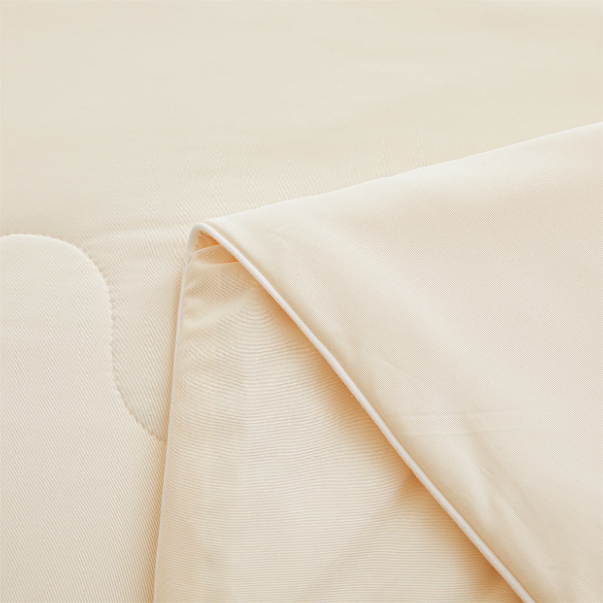 91家纺网 家纺一手货源 找家纺 小禹仔家纺 2026新款氨纶凉感印花夏被 米色