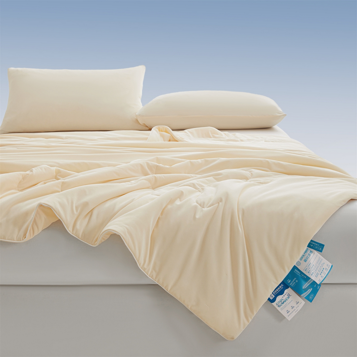 91家纺网 家纺一手货源 找家纺 小禹仔家纺 2026新款氨纶凉感印花夏被 米色