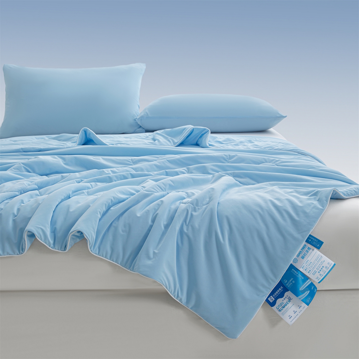 91家纺网 家纺一手货源 找家纺 小禹仔家纺 2026新款氨纶凉感印花夏被 天空蓝