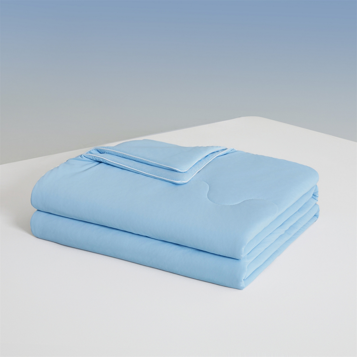 91家纺网 家纺一手货源 找家纺 小禹仔家纺 2026新款氨纶凉感印花夏被 天空蓝