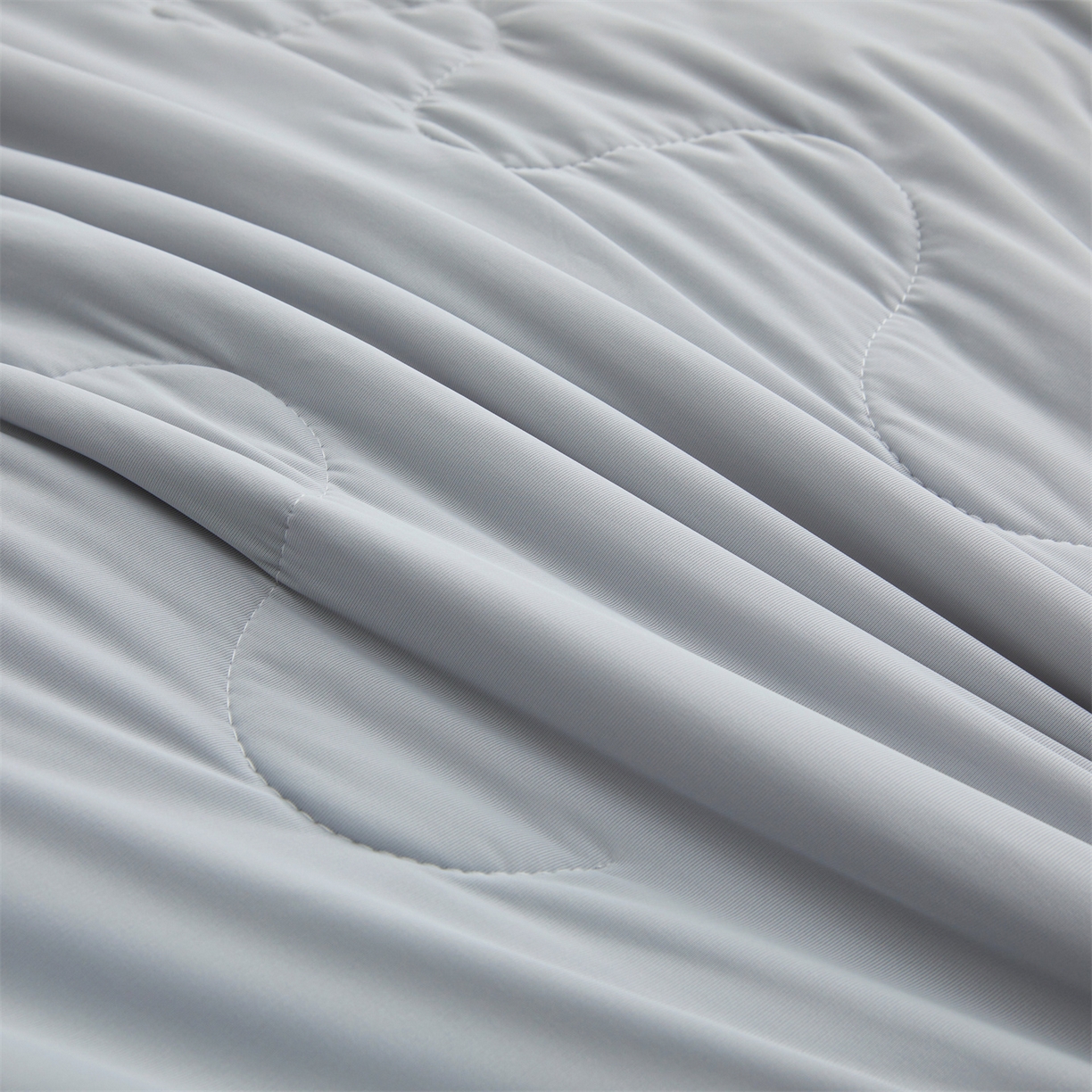 91家纺网 家纺一手货源 找家纺 小禹仔家纺 2026新款氨纶凉感印花夏被 烟云灰