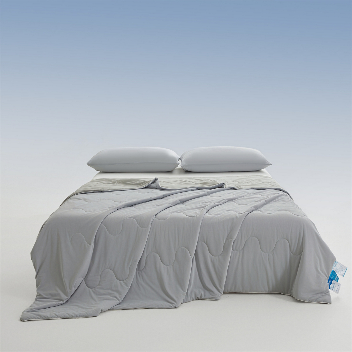 91家纺网 家纺一手货源 找家纺 小禹仔家纺 2026新款氨纶凉感印花夏被 烟云灰拼浅灰