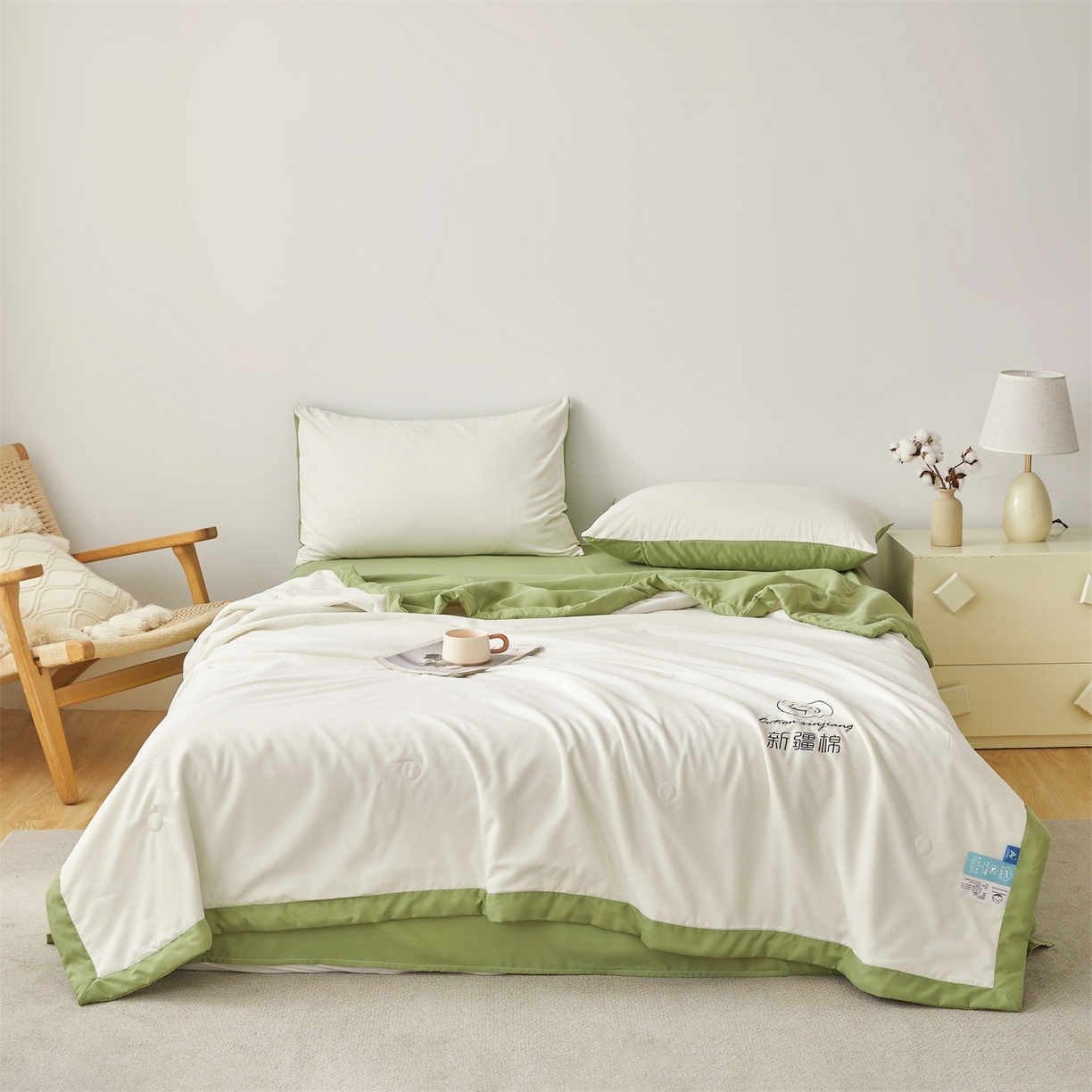 91家纺网 家纺一手货源 找家纺 梵蒂莎 【地板价】2026新品水洗棉新疆棉花夏被纯色夏被格子小清新空调被被子被芯（需要买家秀，加微信） 白绿-绿边